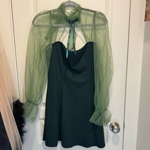 Elegant Green Dress with Sheer Sleeves
